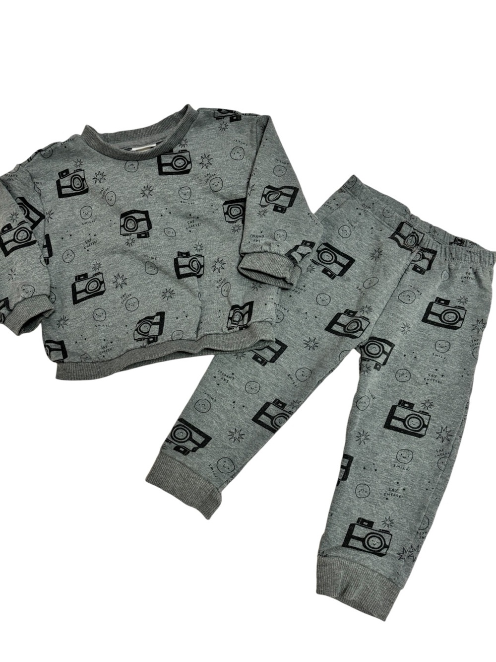 🎉(18m) Cat & Jack Gray Baby Sweatshirt Set - Picture 2 of 5